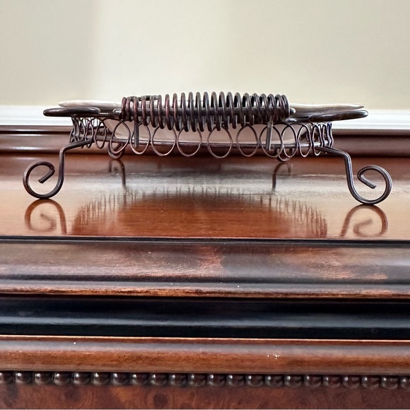 Ceramic decorative plate with metal stand - Picture 3 of 7